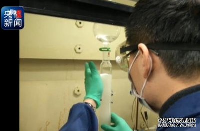 唐本忠榮獲自然科學獎一等獎 以原創概念引領光材料創新發展